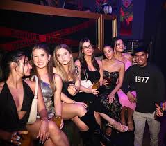 LETS GOOOOOO DREW TOWERS is calling all the bday girls, SCORPIOS,  BACHELLORETTES…. Here for all the best nightclubs and parties in Miami  🔥🔥🎊🎉 Ladies hmu for Dinner parties, pool parties, VIP guestlist