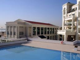 There are 2 metro stations and many bus stops nearby the hotel las arenas balneario resort. Las Arenas Hotel Spa Valencia Spain