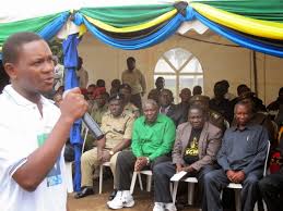Huwa ni askari mwenye uwezo mkubwa sana wa kijeshi na uvumilivu wa hali ya juu pindi anapokutana na mateso. Francis Godwin Mzee Wa Matukio Daima