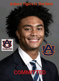 WR Decommits and Switches Commitment to Auburn Tigers Over Alabama and Ohio  State in the Top 2025 Recruiting Class, see more...  https://supersportupdate.co.uk/2025/03/05/wr-decommits-and-switches-commitment-to-auburn-tigers-over-alabama-and-ohio-state  ...