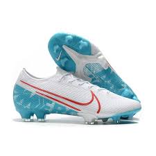 Vi tillhandahåller den senaste nike fotbollsskor, till exempel:nike hypervenom, nike mercurial, nike magista, nike tiempo, nike cr7, nike superfly.bästa pris och fri i mer än 20 år har nikes ikoniska nike mercurial fotbollsskor assassin gett den mest direkta hjälpen till världens bästa anfallare. Fotbollsskor Nike Mercurial Vapor 13 Elite Fg Vit Bla Rod