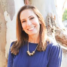 Linda Glazebrook's Instagram, Twitter & Facebook