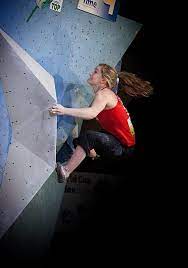 The profile of a good bouldering shoe is going to be vastly different than an all day trad shoe. Bouldering Climbing Guide Shauna Coxsey S 4 Top Tips