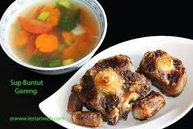 Fried Oxtail Soup Recipe From Indonesia Rezept Gefullte Paprikaschoten Rezepte Vegetarische Gerichte