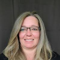 Denise Shank's Instagram, Twitter & Facebook