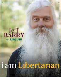 Elliot Sterling's Instagram, Twitter & Facebook