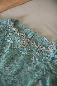 We did not find results for: Acara Lamaran Dengan Tema Warna Mint Green Pw 0032 Manik Manik Bunga Kain Pola Manik