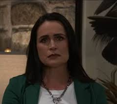 Lois and Tracy's conflict