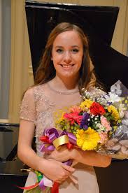 Presenter olivia jones is to join joel ross as part of the rock fm breakfast show from january. Olivia Jones Piano About