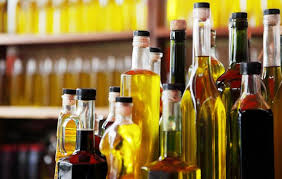 Kotilieden Oljyopas Nain Hyodynnat Kasvioljyt Ruoanlaitossa Kotiliesi Fi Olive Oil Bottles Vegetable Oil Substitute Cooking Oil Bottle