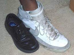 Mar 20, · his size 22 shoe. Shaq To Help Boro Man Statesboro Herald
