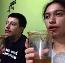 Mi mamá: Ya me tienen los dos hart4 con sus pdas. Mi carnala y yo  #fblifestyle