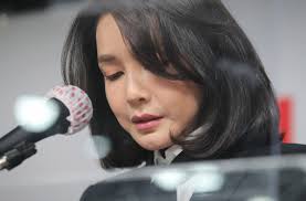머리 자른 김건희 '감성호소'…아이 유산도 털어놨다