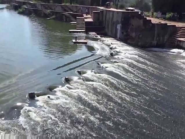 Barua Sagar, Jhansi - Timings, History, Architecture, Best Time to Visit