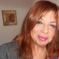 Ellen Gittleman's Instagram, Twitter & Facebook