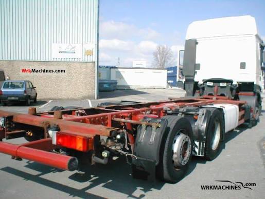 Iveco AD260S27Y/PS-2004 Cab & Chassis Truck