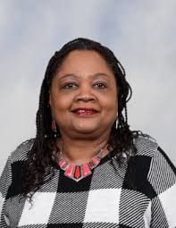 Tonya Calhoun Receives Civilian Employee Of The Month Award