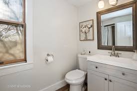 359 w irving park rd (btwn roselle rd & rodenburg rd) roselle, il 60172 united states. 220 Lincoln St Roselle Il 60172 Estately Mls 10940478