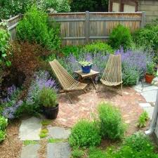 Pin By Elaine Clifford On M E D I T E R R A N E A N Courtyard Gardens Design Small Yard Landscaping Small Courtyard Gardens