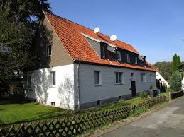 Günstiges mehrfamilienhaus mit nebengelassen in bad gandersheim. 4 Zimmer Wohnung Zu Vermieten Ludolfstr 1 37581 Bad Gandersheim Northeim Kreis Mapio Net