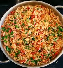 Riz Epice Aux Tomates Une Mere Poule Un Peu Dingue Recette A Base De Riz Recettes De Cuisine Recette
