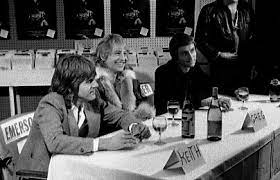 The band consisted of keith emerson. Emerson Lake Palmer Wikipedia