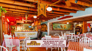 Conchy Joe'S Review: A Fun Take On Seafood In Florida