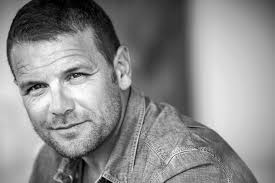 고스트 앤 크라임(Medium)의 네 번째 인물 ☞ Lee Scanlon ▷ 데이빗 큐빗 (David Cubitt) : 네이버 블로그