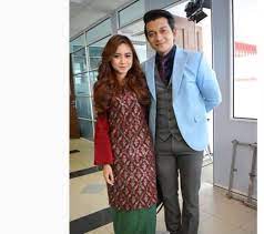 Bekerja sebumbung dengan arrayyan zainuddin, memang tidak pernah terlintas di fikiran abby. Hantu Punya Bos Tv3 Home Facebook