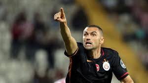 Burak yılmaz (born 15 july 1985) is a turkish professional footballer who plays as a striker for french club lille and the turkish national team. Burak Yilmaz Galatasaray Benim Ailem Ailemi Birakamam Onedio Com