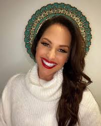 It's even better in person!!! So in love!!!!! Thank you, Sandra Lett  Trumpfheller