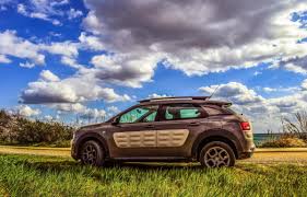 Diferenta este ca la o masina de teren sau suv. Ce 4x4 Sa Alegi Ghid De Achizitie A Masinii De Teren