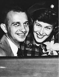 Millie Kurtz's Instagram, Twitter & Facebook