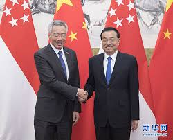 Lee hsien loong, the eldest son of singapore's former prime minister lee kuan yew, was born in singapore on february 10, 1952. Li Keqiang Holds Talks With Prime Minister Lee Hsien Loong Of Singapore Stressing That China Will Unswervingly Advance Reform And Opening Up And Is Willing To Build A Community Of Shared Interests