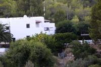 Maybe you would like to learn more about one of these? Reni Van Maren