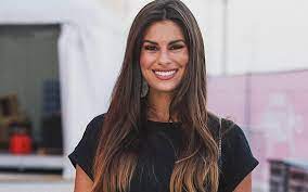 Esta é a minha página oficial. Carolina Loureiro Em Lingerie Na Nova Novela Da Sic Ate Desmaiei Vip Pt