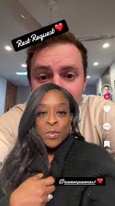 Aaron Killian's Instagram, Twitter & Facebook