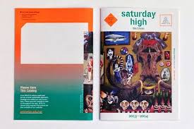 Informasi dewasa ini dikemas dalam berbagai bentuk. 22 Disain Katalog Kreatif Ayuprint Co Id Desain Katalog Kreatif Grafis