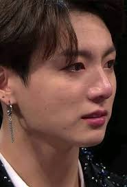 Jungkook's natural beauty without makeup