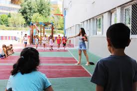 Con las actividades del día gastan la energía mientras. Juegos De Campamento Actividades Grupales Para Chicos