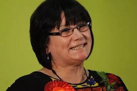 Red Button: Candidate Colleen's charm offensive leaves Bob behind