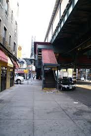 Astoria Queens New York Subway Stop On The Elevated Train At The Time This Picture Was Taken It Was The N R S Astoria New York New York Subway Queens