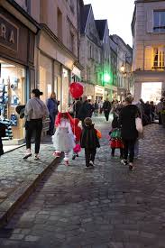 Ville de Senlis - Ville de Senlis added a new photo.