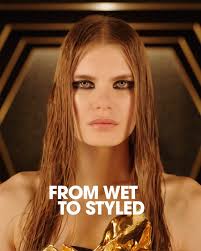 Randi Wade's Instagram, Twitter & Facebook