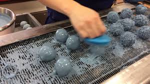 Anniversaire Chocolats Voisin 120 Ans Fabrication Du Chocolat Anniversaire Bon Anniversaire