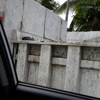 Sampah di bin tanda smiley adalah yang digunakan untuk menunjukkan bagaimana ia adalah penting untuk mengurangkan sisa dan pastikan sampah diletakkan di tempat yang betul. Tempat Pembuangan Sampah Pulaie