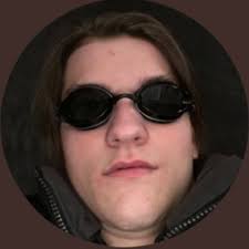 Adam Helgeson (@helgeson_adam)