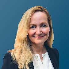 Debra Nichols's Instagram, Twitter & Facebook