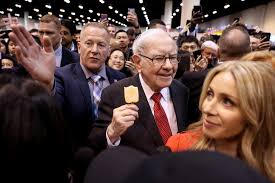 Warren buffett has no grandchildren. Dealbook Special Berkshire Hathaway Annual Meeting The New York Times