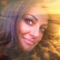 Anna Caserta's Instagram, Twitter & Facebook